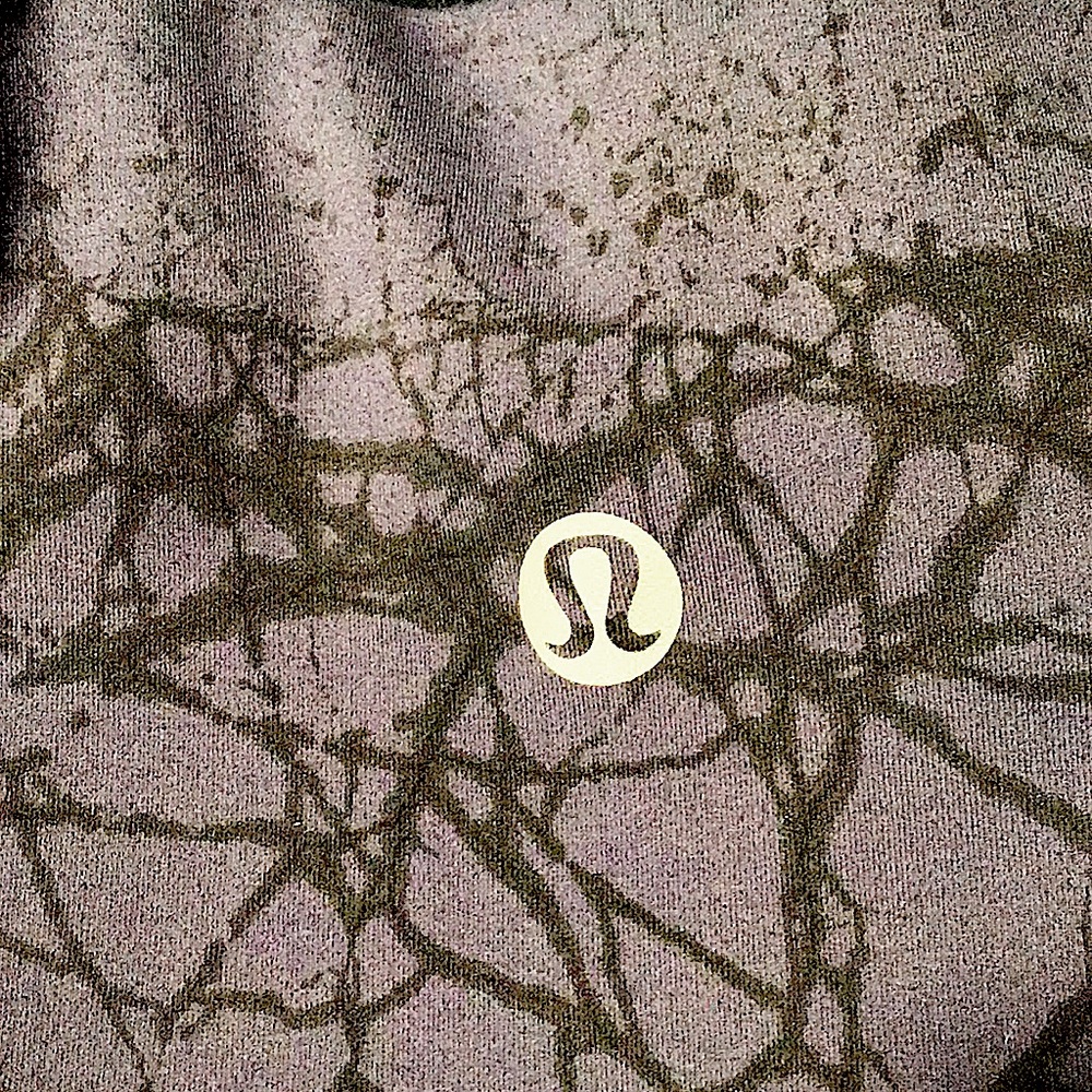 Lululemon Athletica, Womens Blue/Black Crackle Print Leggings, Workout, Size 4